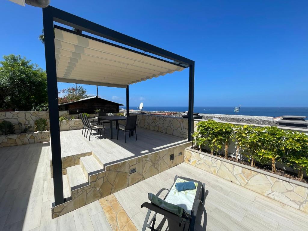 Casa Solaris at Anfi Beach with Private Terrace, Pool & Netflix — 7