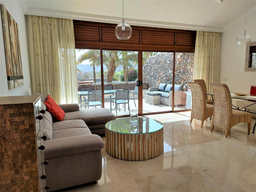 Casa Tauro Golf - Luxury chalet with sea view — 1
