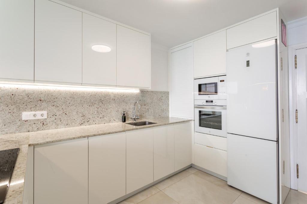 Casa Vacacional 'Seaside Serenity' con Wi-Fi y Aire Acondicionado — 7