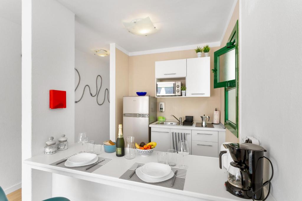 Casita Blanca — 6