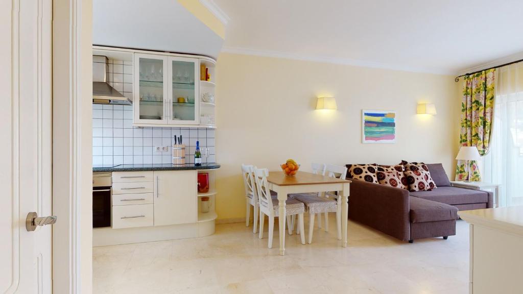 Charmante Wohnung direkt am Meer, kostenloses WLAN - One-Bedroom Apartment — 4