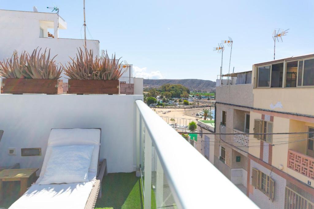 Cozy and sea views private terrace apartment — 6