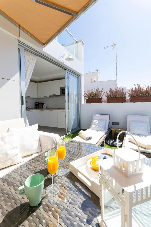Cozy and sea views private terrace apartment — 9