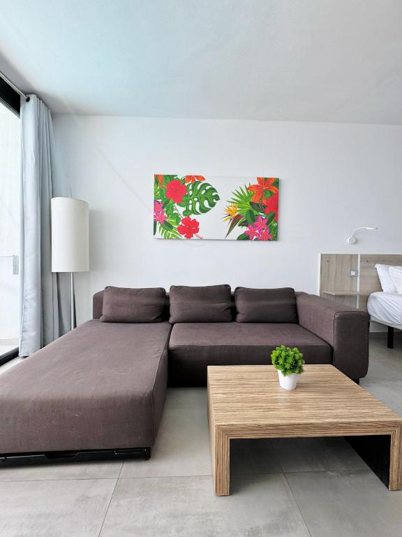 Cura Sea View Apartment — 2