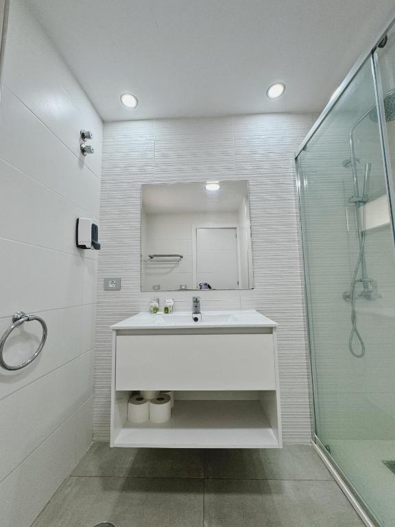 Cura Sea View Apartment — 4