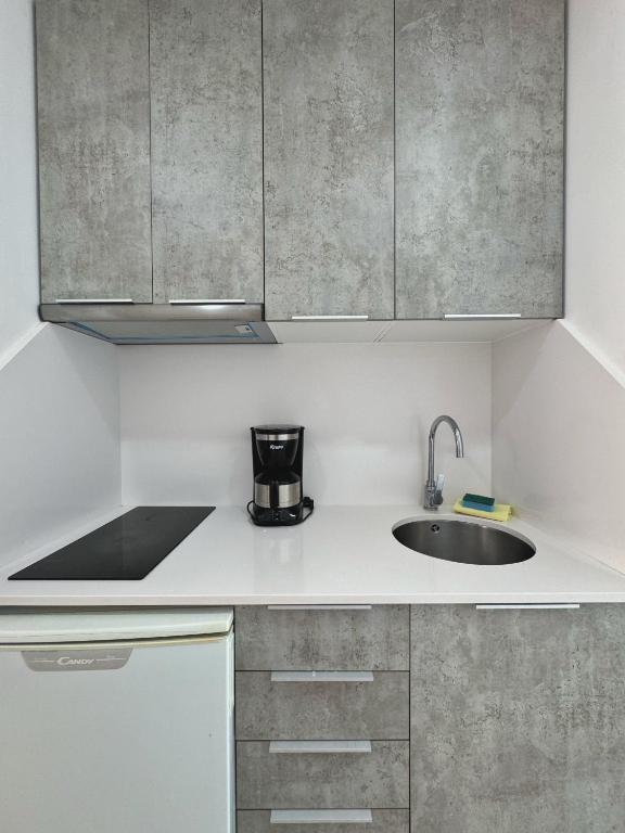 Cura Sea View Apartment — 6