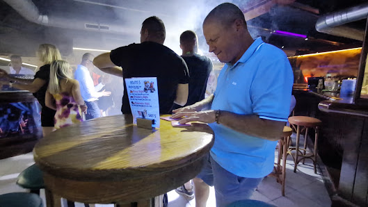 Disco pub Snoopy's — 5
