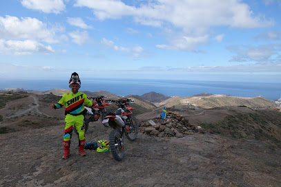 Enduro Island