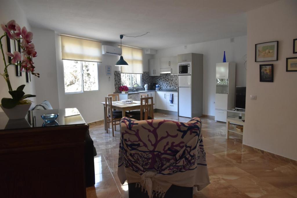 Eva´s House — 5