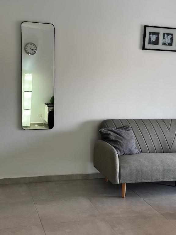 Exclusive Flat with Panoramic Terrace & Ocean View — 3