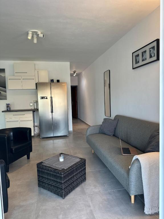 Exclusive Flat with Panoramic Terrace & Ocean View — 5