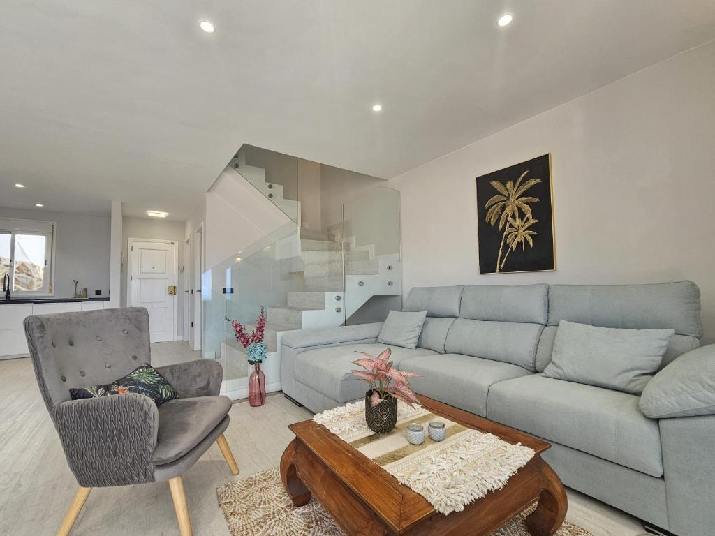 Exclusive Villa in Arguineguín- Private, heated saltwater Pool — 3