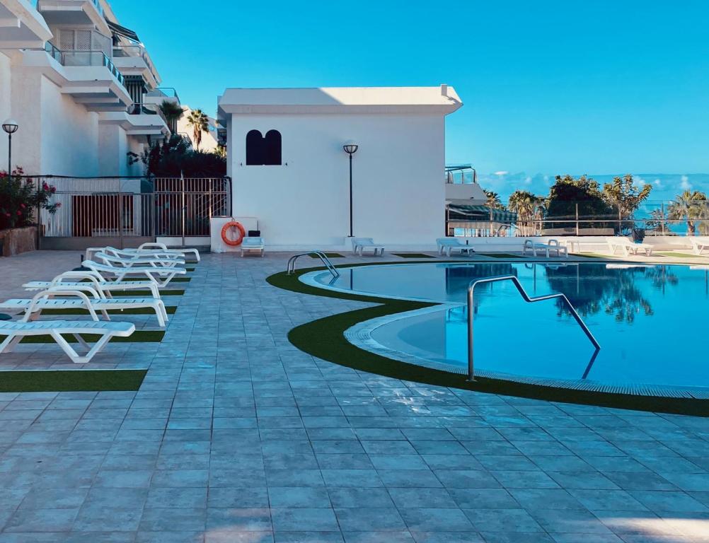 Fresh Flat with Terrace in Puerto Rico — 3