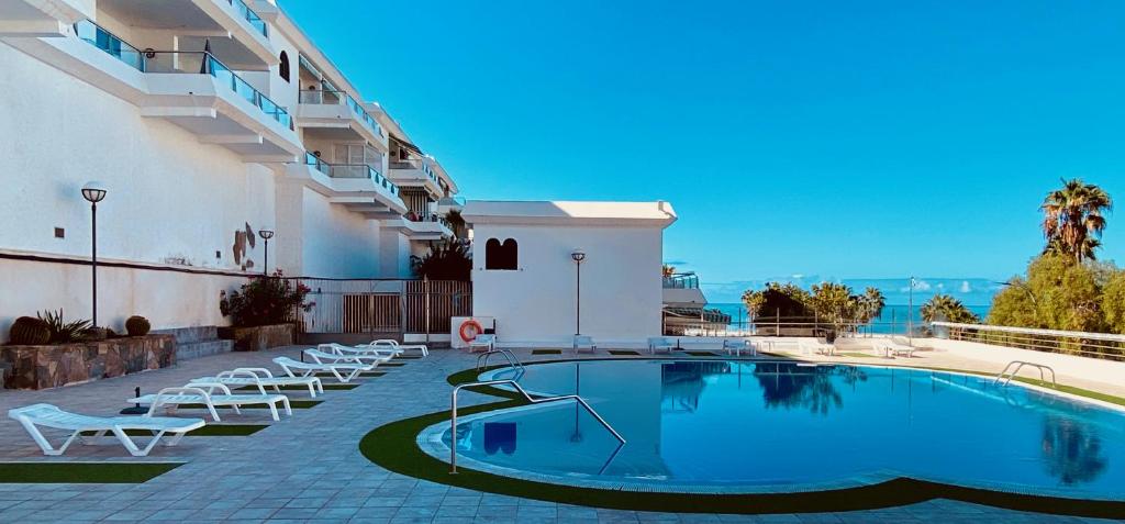 Fresh Flat with Terrace in Puerto Rico — 8