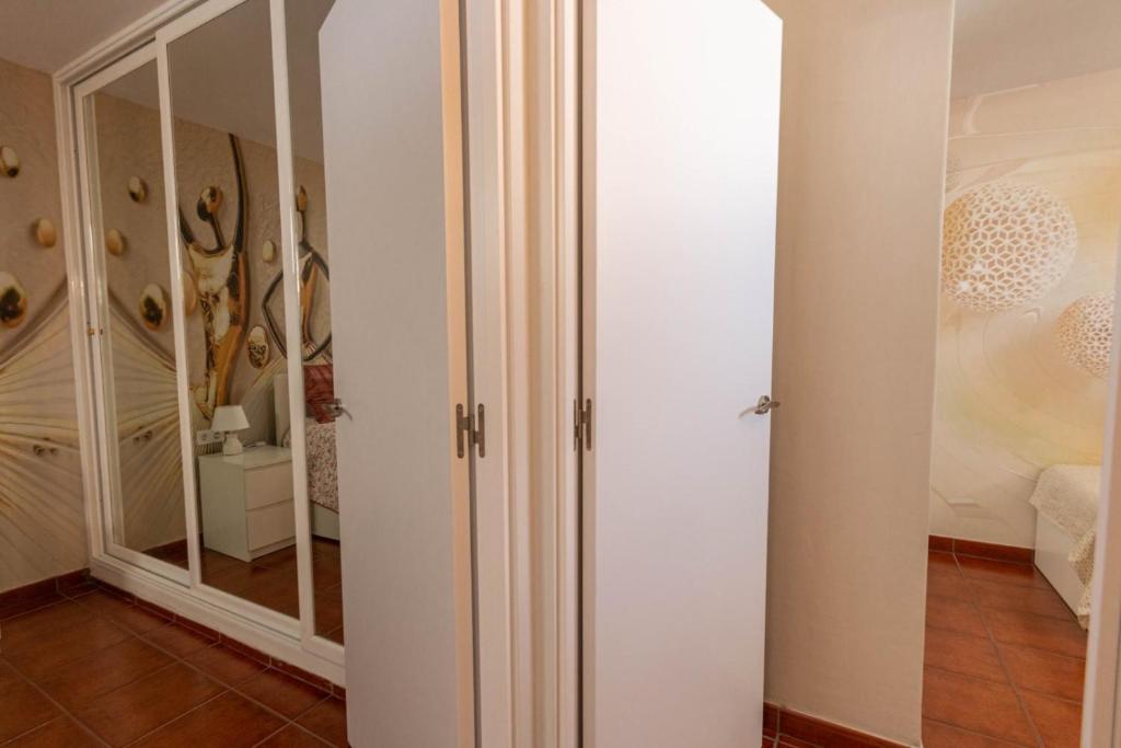 Golden Sunny View Apartment — 7
