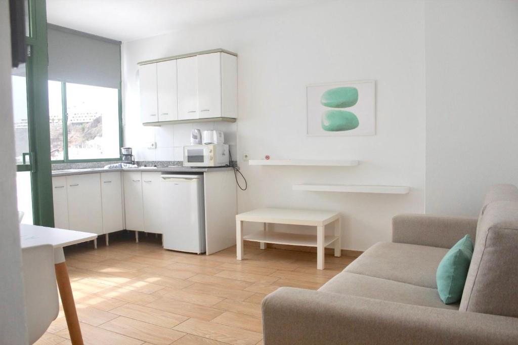 Halley Apartments — 7