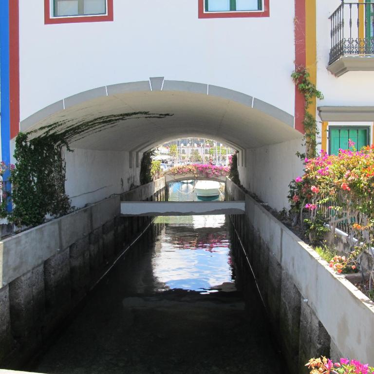 Harbour n 233 Playa de Mogan by El Sirocco — 11