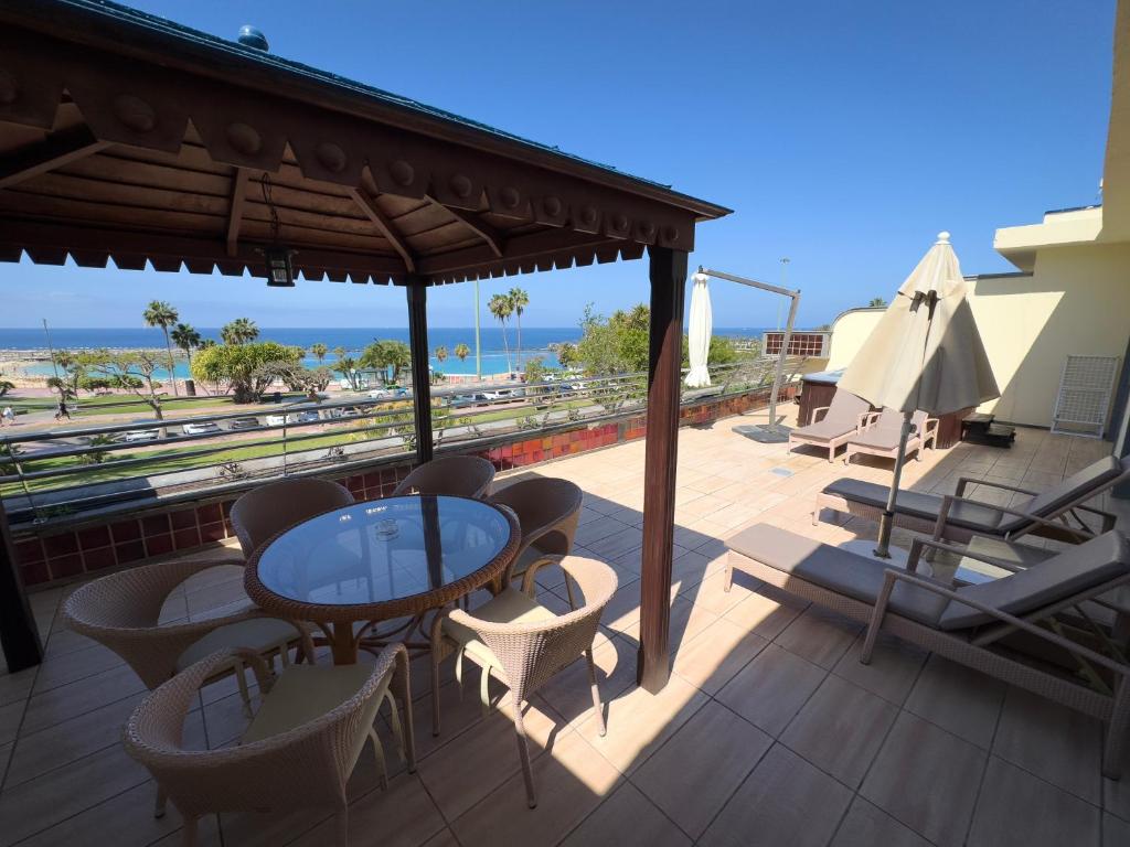 Holiday Club Playa Amadores — 10