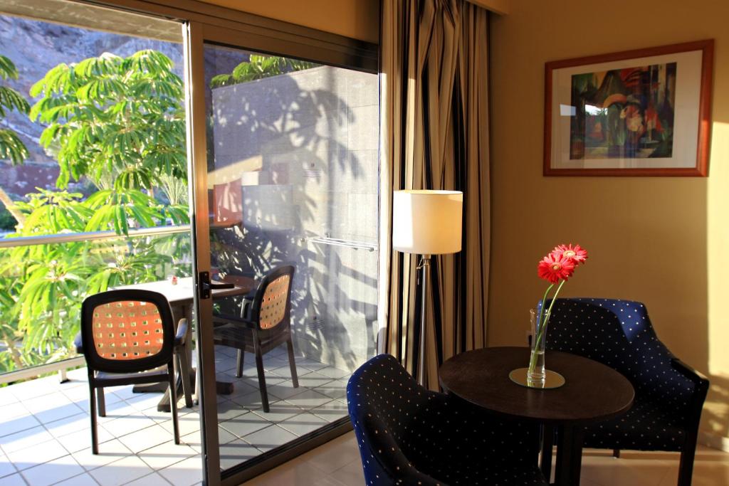 Hotel LIVVO Costa Taurito — 7