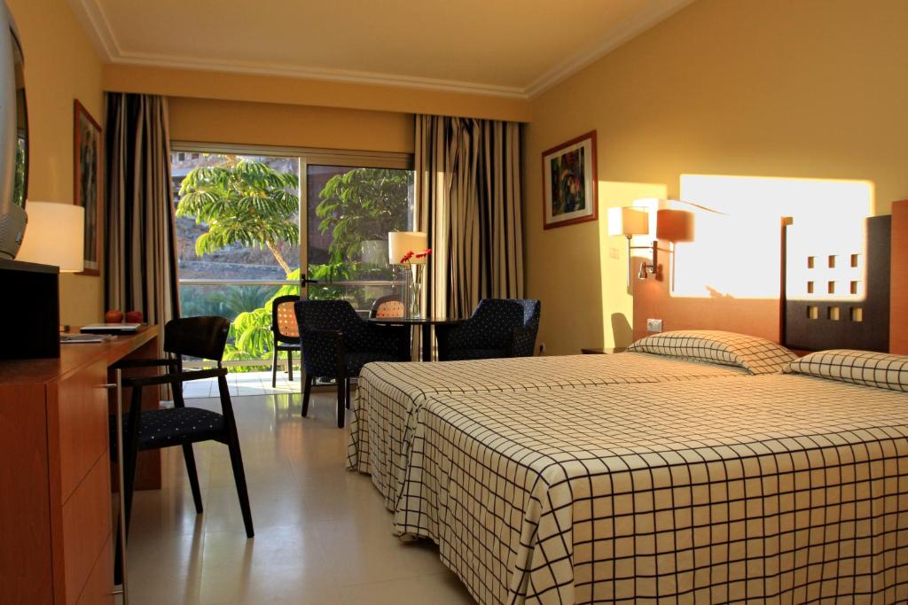 Hotel LIVVO Costa Taurito — 9