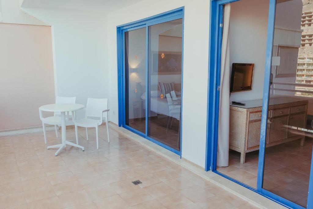 Hotel LIVVO Lago Taurito — 11