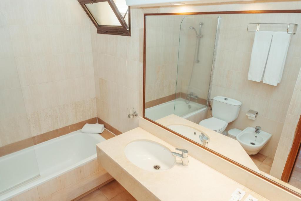 Hotel LIVVO Lago Taurito — 4