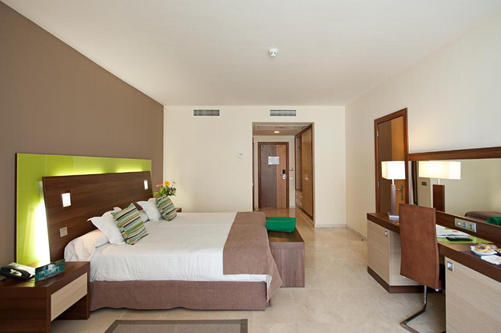 Hotel LIVVO Valle Taurito — 7