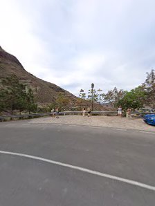 Imbiss in den Serpentinen — 2