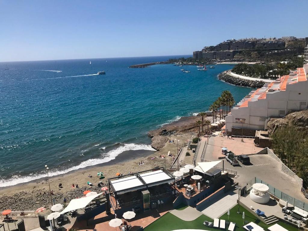 Increíble apartamento con vistas al mar y Wi-Fi — 10