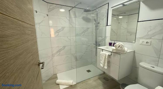 La Fortaleza House MOGAN - One-Bedroom Apartment — 3