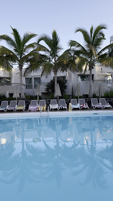 Las Buganvillas — 2