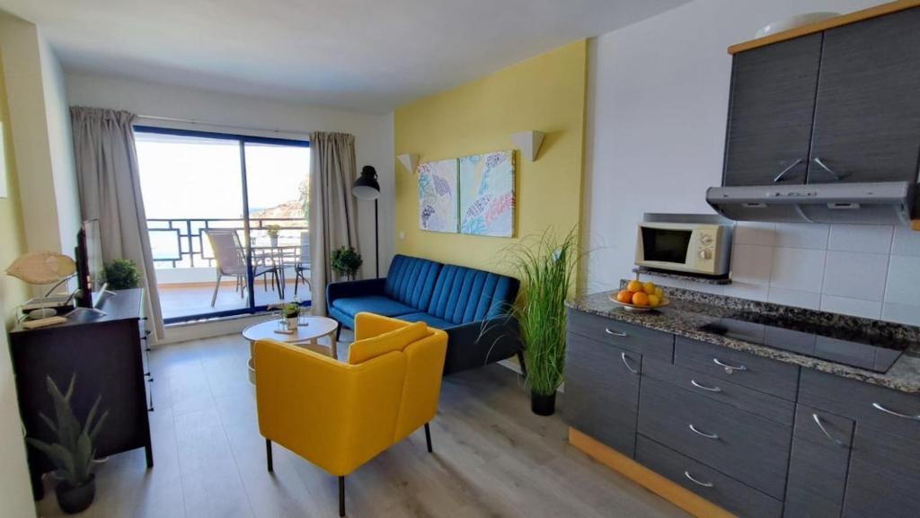 Lovely flat with a stunning ocean view terrace — 11