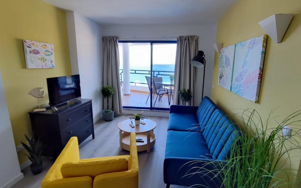 Lovely flat with a stunning ocean view terrace — 8