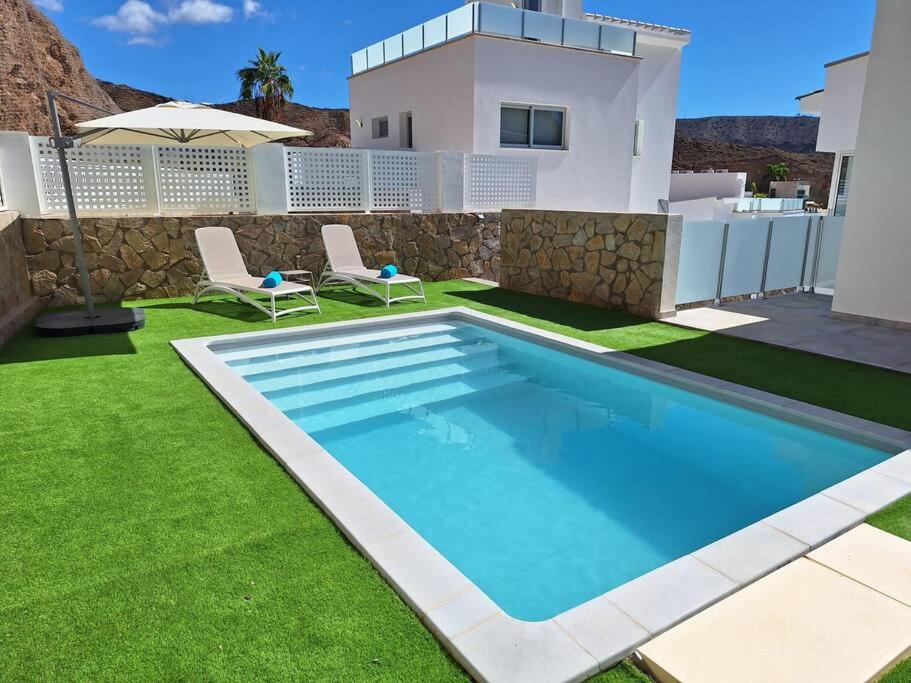 Malibú Mogán Secret Pool Villa - Piscina privada y climatizada - Exclusive Heated Pool — 1