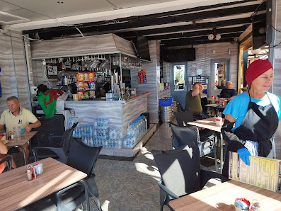 Mambo's Family bar — 4
