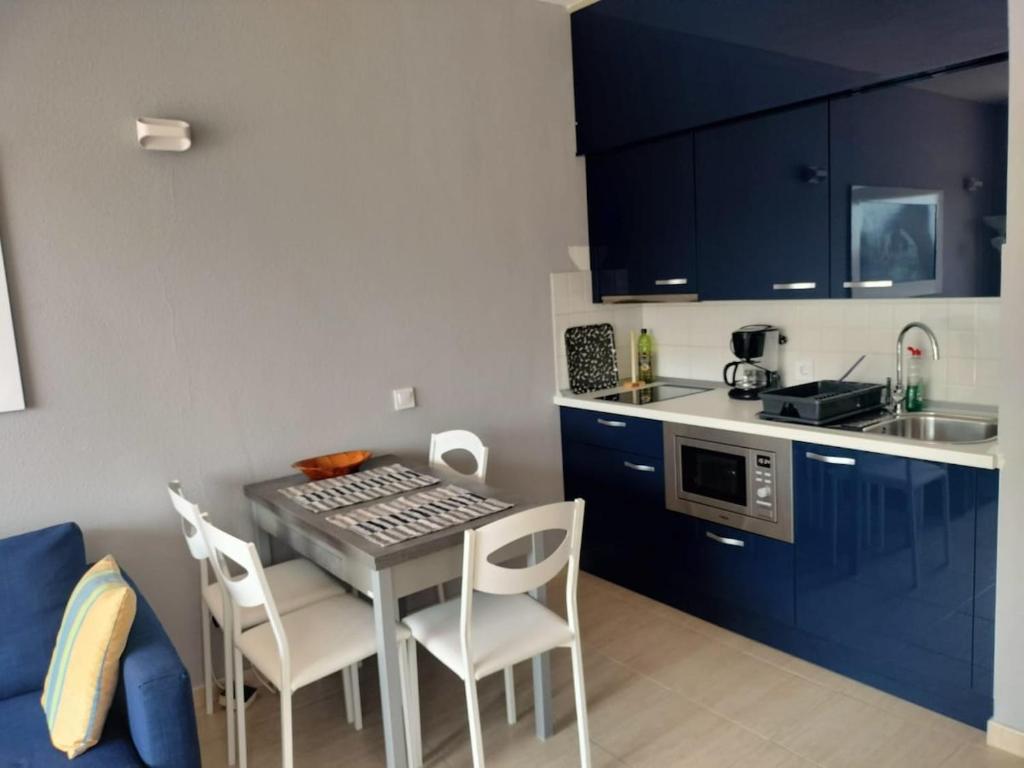 Modern apartment with shared pool · Taurito — 4