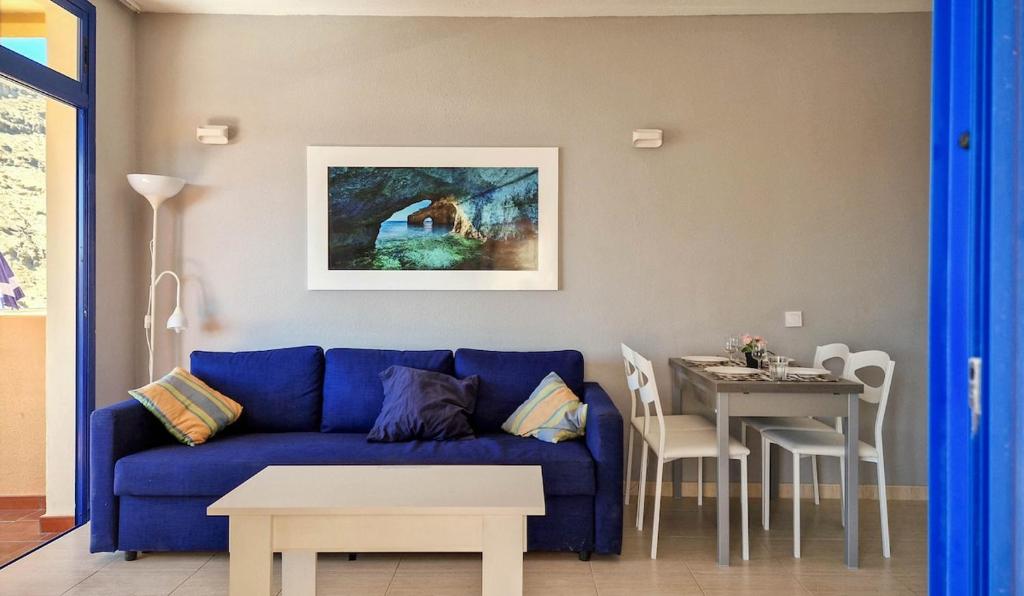 Modern apartment with shared pool · Taurito — 6
