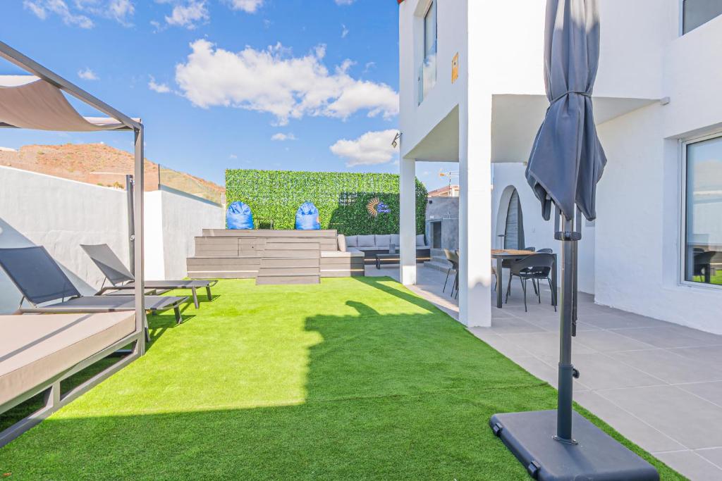 Modern house with sea views, pool and a chillout terrace — 4