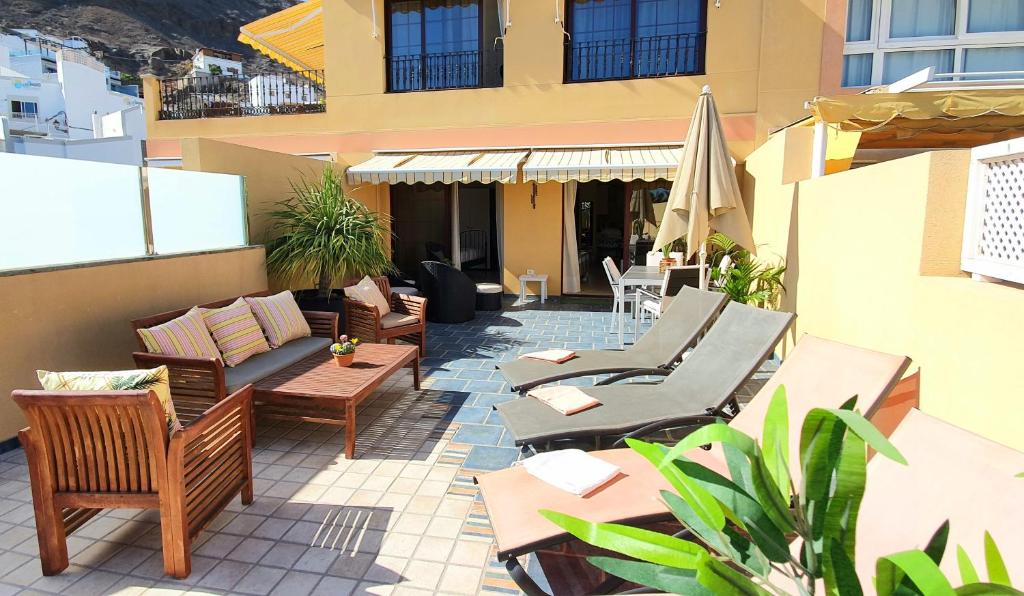 Mogan Beach - by Gestión Vacacional Canarias - One-Bedroom Apartment — 1