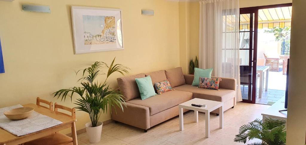 Mogan Beach - by Gestión Vacacional Canarias - One-Bedroom Apartment — 4