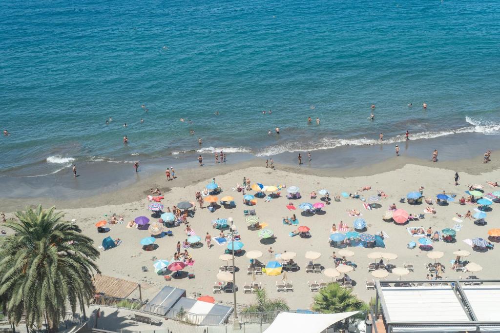 Mogán Patalavaca Beach Gran Canaria — 4