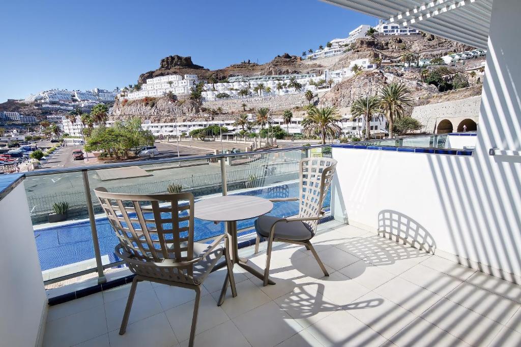 Morasol Suites Hotel — 3