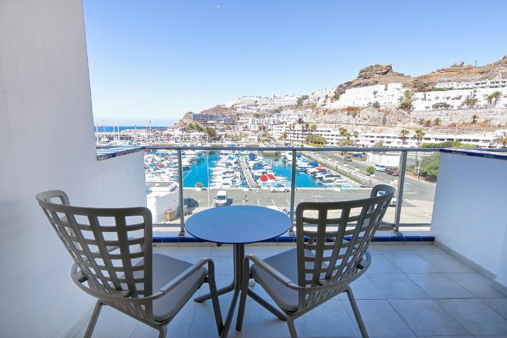 Morasol Suites Hotel — 5