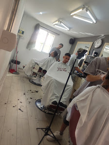 N°13 Barber Shop — 2