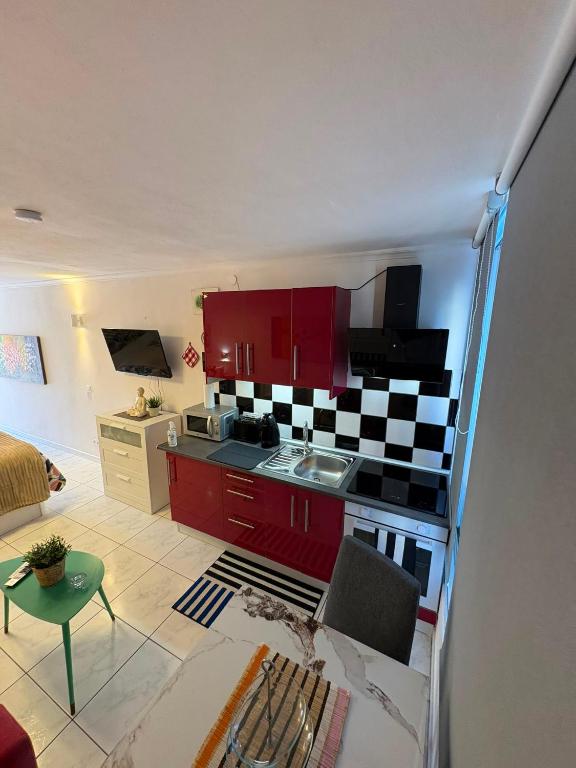 Nice Studio Apartment with Ocean View — 5