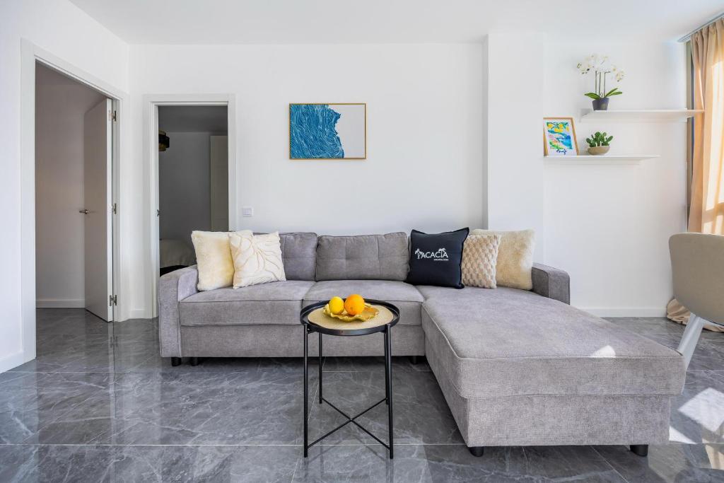 Ocean View Apartment with Pool Near Puerto Rico Beach — 11