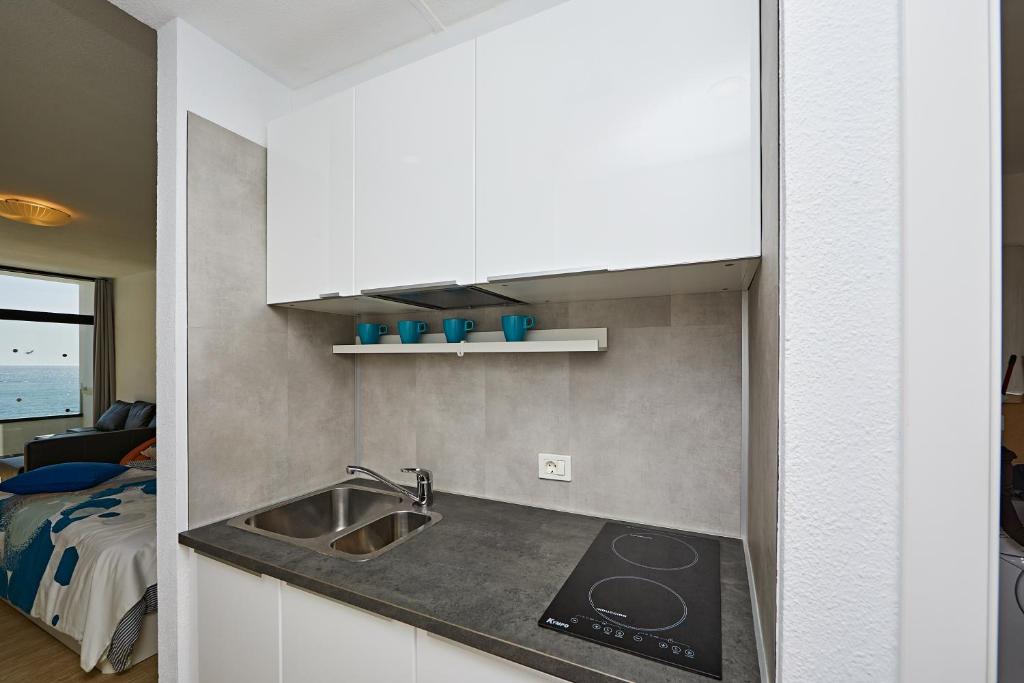 Ocean View Apartment — 10