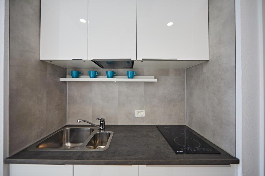 Ocean View Apartment — 8