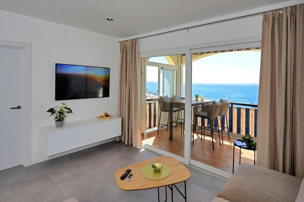Ocean View Loma Verde — 1