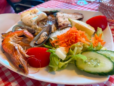Olé Tapas y Tintos — 5